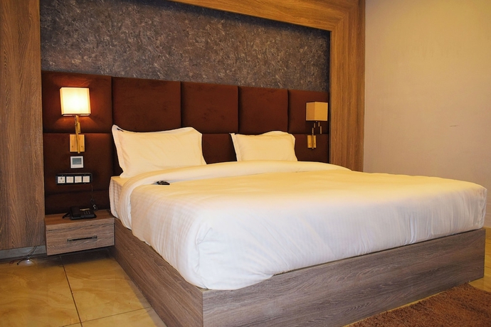 Imagen de la habitación del Hotel Country Ambience, Haldwani. Foto 2