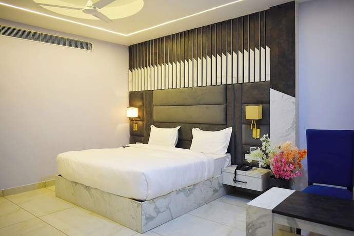 Imagen de la habitación del Hotel Country Ambience, Haldwani. Foto 3