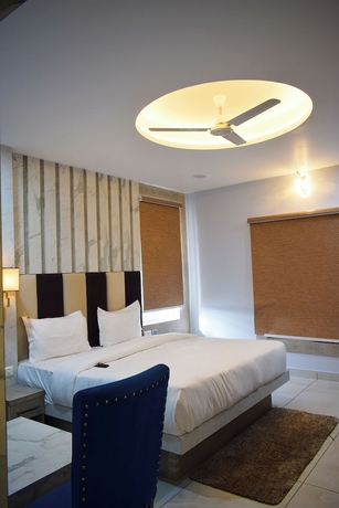 Imagen de la habitación del Hotel Country Ambience, Haldwani. Foto 5