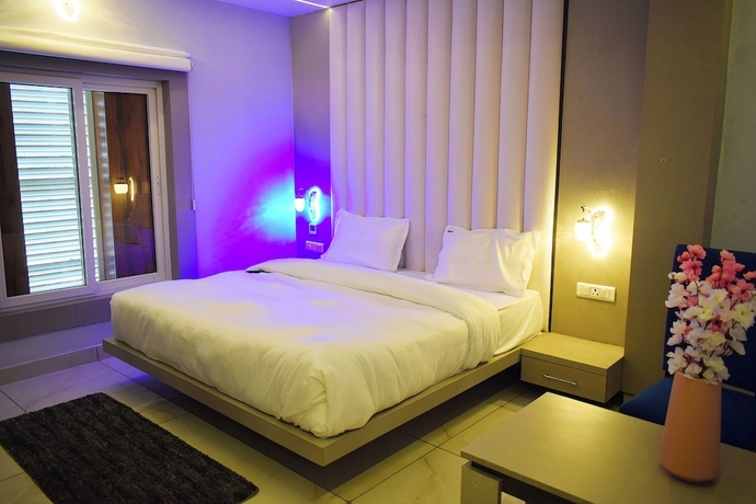Imagen de la habitación del Hotel Country Ambience, Haldwani. Foto 9
