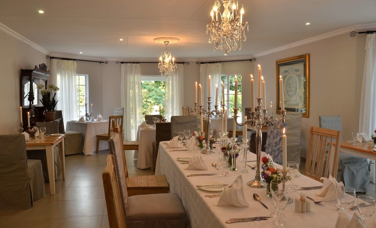 Imagen del bar/restaurante del Hotel Country Boutique. Foto 2