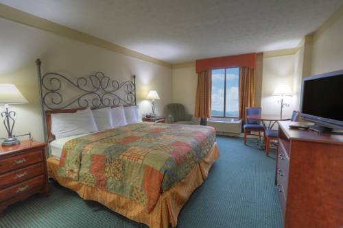 Imagen de la habitación del Hotel Country Cascades Waterpark Resort. Foto 6