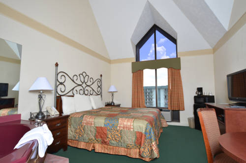 Imagen de la habitación del Hotel Country Cascades Waterpark Resort. Foto 11