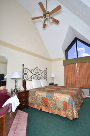 Imagen de la habitación del Hotel Country Cascades Waterpark Resort. Foto 13