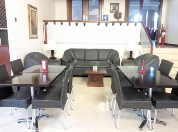 Imagen general del Hotel Country Chateau. Foto 14