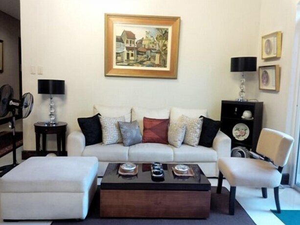 Imagen de la habitación del Hotel Country Chateau. Foto 28