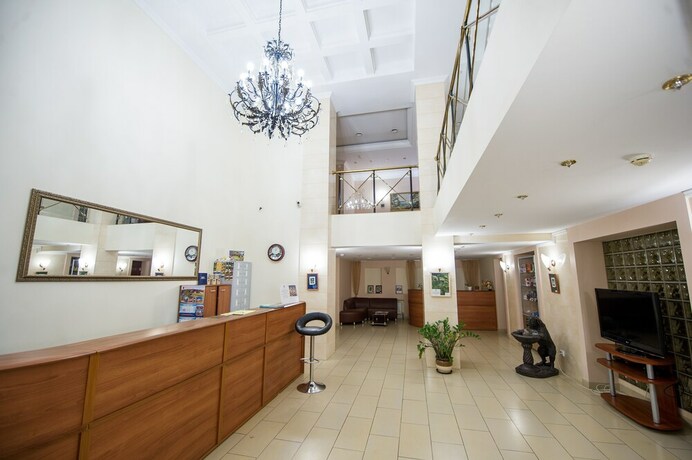 Imagen de los interiores del Hotel Country Club Dacha. Foto 21