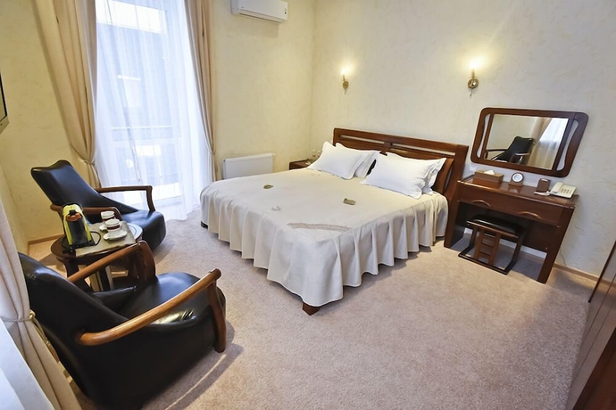 Imagen de la habitación del Hotel Country Club Luchy. Foto 8