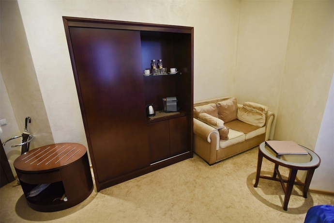 Imagen de la habitación del Hotel Country Club Luchy. Foto 13