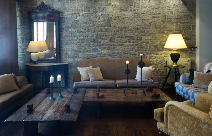 Imagen de los interiores del Hotel Country Club and Suites. Foto 17