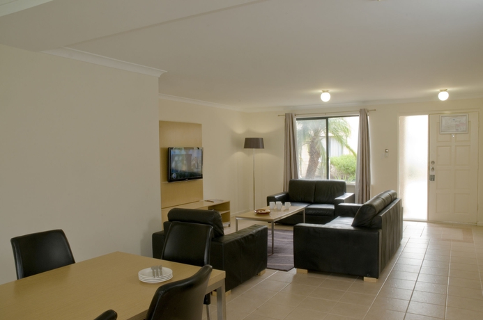 Imagen de los interiores del Hotel Country Comfort Perth. Foto 12