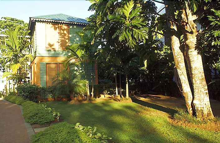 Imagen de los exteriores del Hotel Country Country. Foto 16