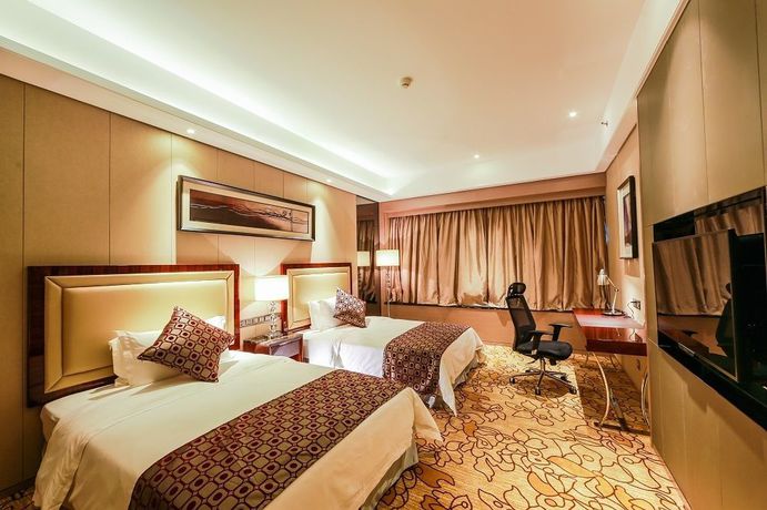 Imagen de la habitación del Hotel Country Garden Airport Phoenix. Foto 10