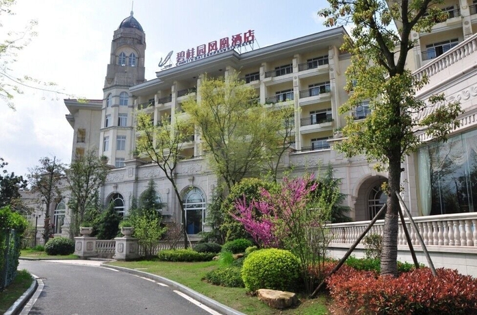 Imagen de los exteriores del Hotel Country Garden Chizhou Phoenix. Foto 15