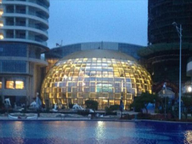 Imagen de los exteriores del Hotel Country Garden Golden Beach. Foto 12