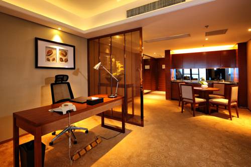 Imagen de la habitación del Hotel Country Garden Golden Beach. Foto 11