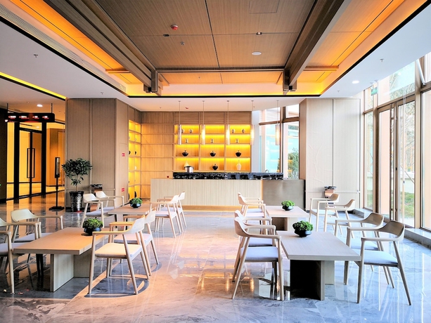 Imagen de los interiores del Hotel Country Garden Holiday Hot Spring. Foto 14