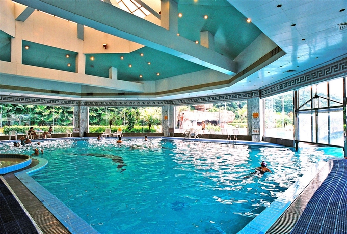 Imagen de la piscina del Hotel Country Garden Holiday Resorts. Foto 6