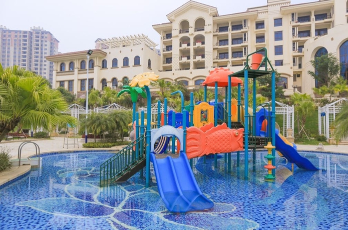 Imagen de la piscina del Hotel Country Garden Jade Bay Phoenix. Foto 15