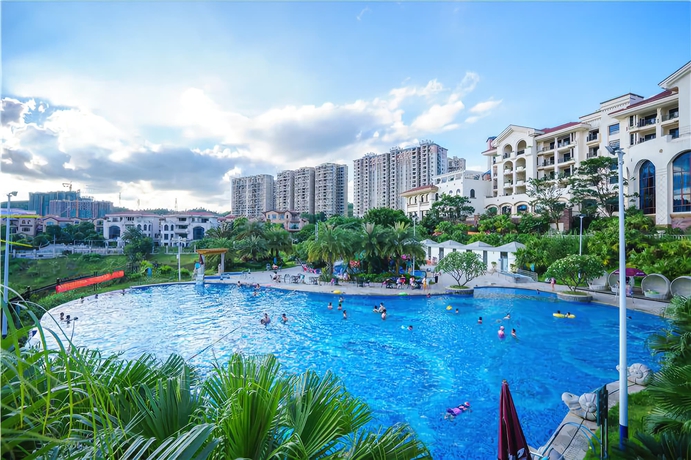 Imagen de la piscina del Hotel Country Garden Jade Bay Phoenix. Foto 16