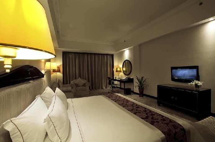 Imagen de la habitación del Hotel Country Garden Phoenix Hot Spring Hotel Xianning. Foto 9