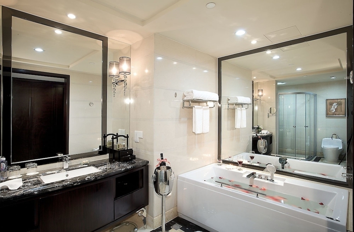 Imagen de la habitación del Hotel Country Garden Phoenix Hot Spring Hotel Xianning. Foto 13