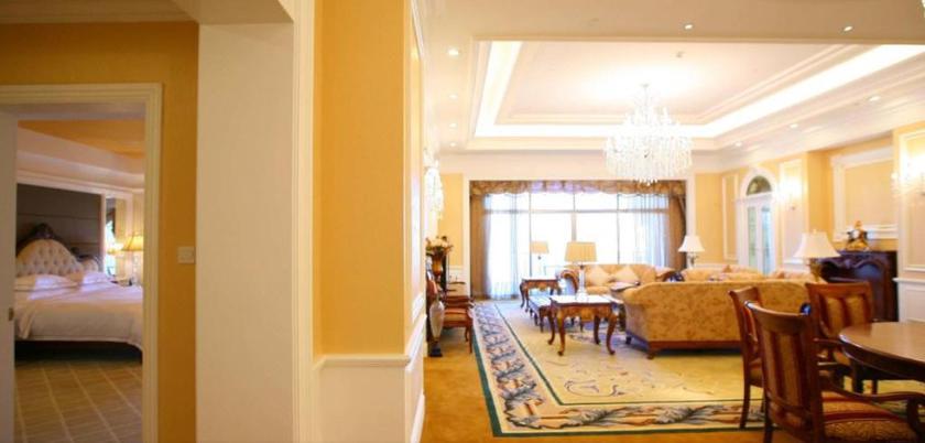 Imagen de la habitación del Hotel Country Garden Phoenix Hotel Chizhou Mount Jiuhua. Foto 9