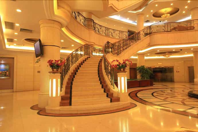 Imagen de los interiores del Hotel Country Garden Phoenix Hotel Jingmen. Foto 19