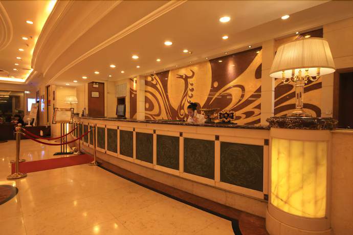 Imagen de los interiores del Hotel Country Garden Phoenix Hotel Jingmen. Foto 20