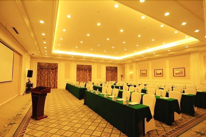 Imagen de los interiores del Hotel Country Garden Phoenix Hotel Wuhan. Foto 12