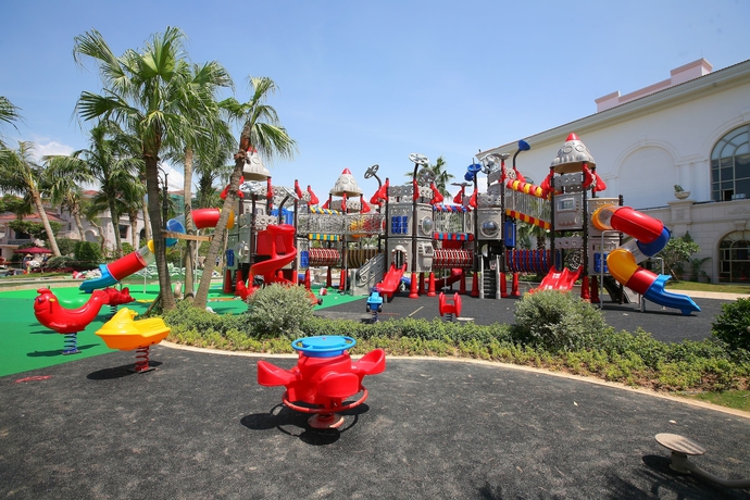 Imagen de los exteriores del Hotel Country Garden Phoenix Maoming. Foto 14