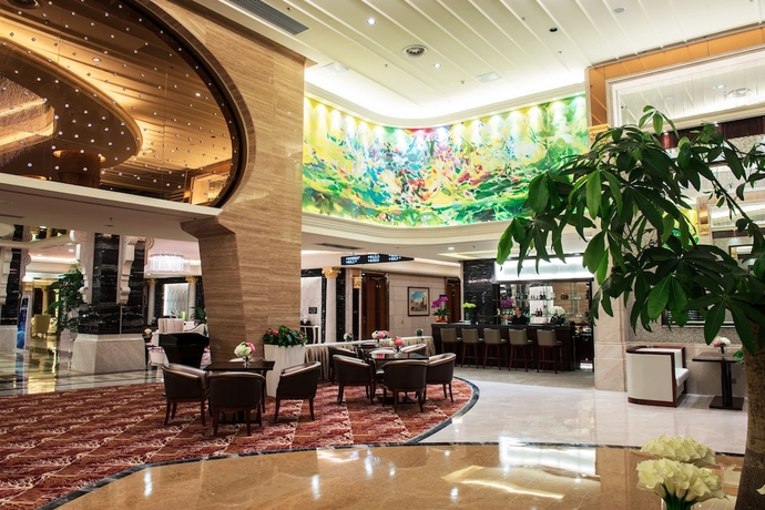 Imagen del bar/restaurante del Hotel Country Garden Phoenix Tongliao. Foto 3