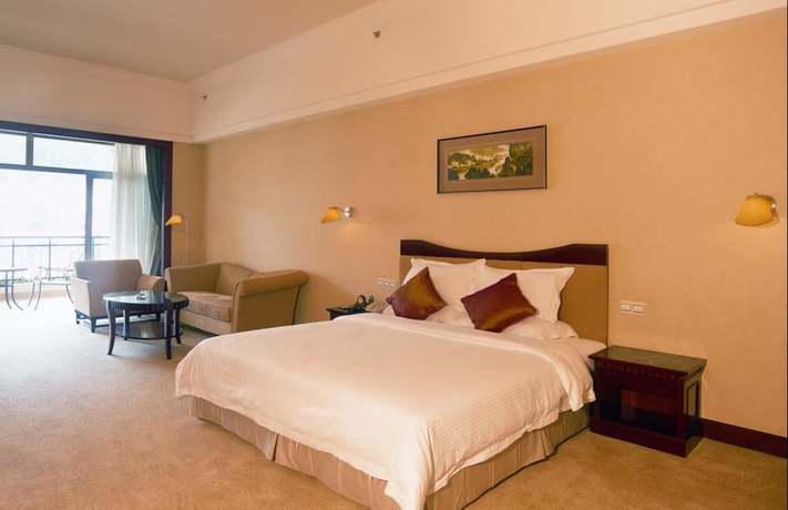Imagen de la habitación del Hotel Country Garden Phoenix Wuyi. Foto 4