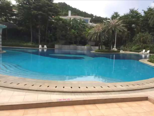 Imagen de la piscina del Hotel Country Garden Phoenix Wuyi. Foto 18