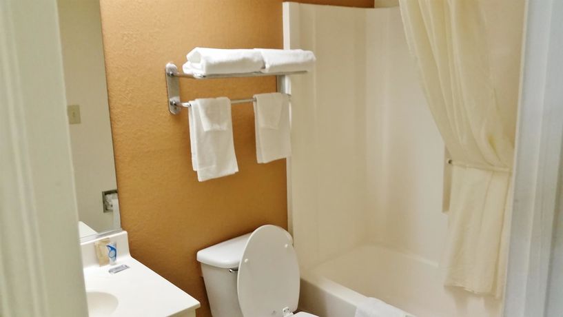 Imagen de la habitación del Hotel Country Hearth Inn And Suites Augusta. Foto 4