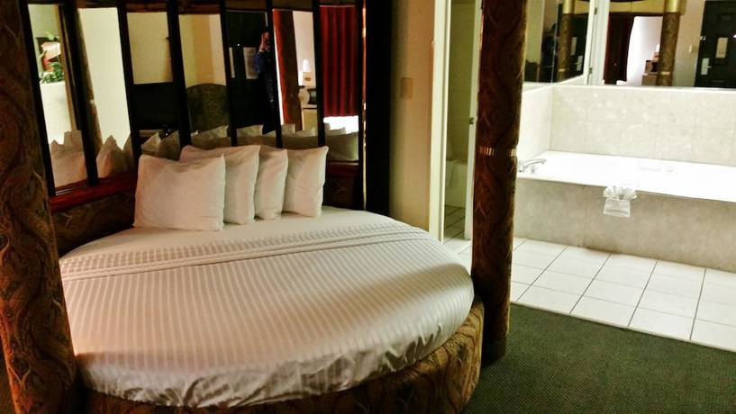 Imagen de la habitación del Hotel Country Hearth Inn And Suites Augusta. Foto 5