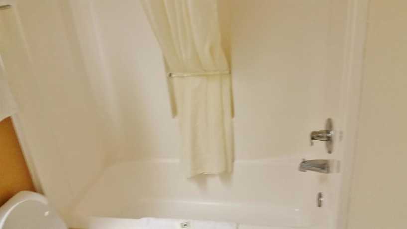 Imagen de la habitación del Hotel Country Hearth Inn And Suites Augusta. Foto 15