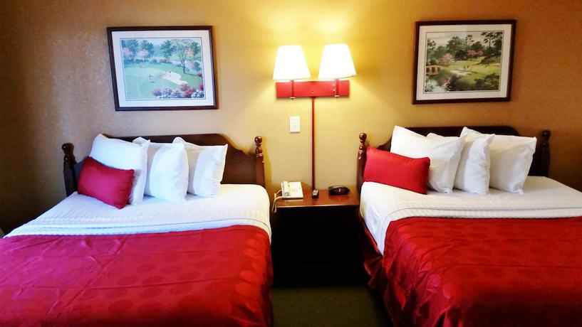 Imagen de la habitación del Hotel Country Hearth Inn And Suites Augusta. Foto 17