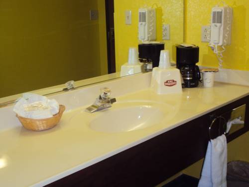 Imagen de la habitación del Hotel Country Hearth Inn - Bowling Green. Foto 12