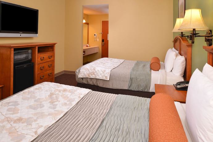 Imagen de la habitación del Hotel Country Hearth Inn and Suites Edwardsville St. Louis. Foto 7