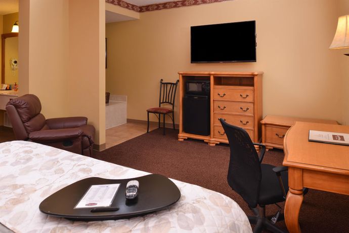 Imagen de la habitación del Hotel Country Hearth Inn and Suites Edwardsville St. Louis. Foto 9