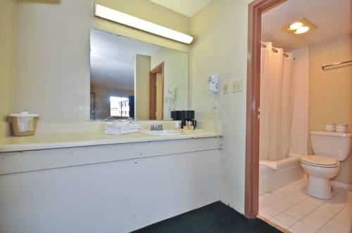 Imagen de la habitación del Hotel Country Hearth Inn and Suites Marietta. Foto 8