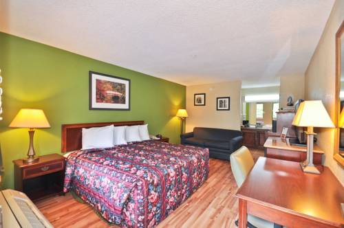 Imagen de la habitación del Hotel Country Hearth Inn and Suites Marietta. Foto 10