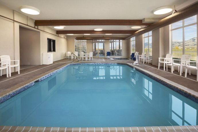 Imagen de la piscina del Hotel Country Inn And Suites By Carlson, Bozeman, Mt. Foto 16