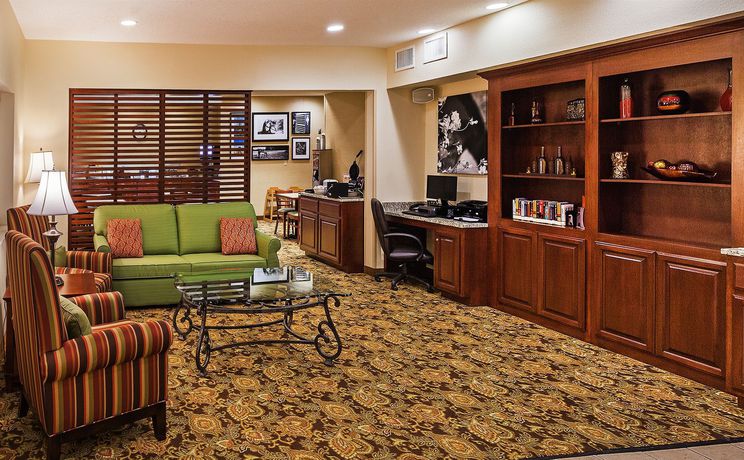 Imagen de los interiores del Hotel Country Inn And Suites By Carlson Wichita Northeas. Foto 7