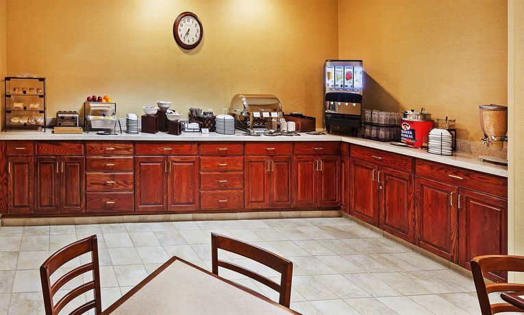 Imagen de la habitación del Hotel Country Inn And Suites By Carlson Wichita Northeas. Foto 5