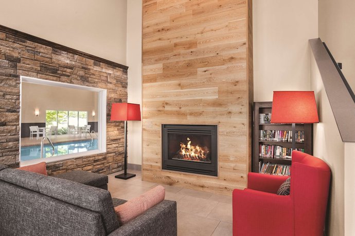 Imagen de los interiores del Hotel Country Inn And Suites By Radisson, Buffalo, Mn. Foto 19