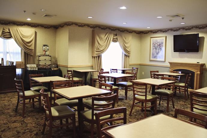 Imagen del bar/restaurante del Hotel Country Inn And Suites By Radisson, Frackville (pottsville), Pa. Foto 2