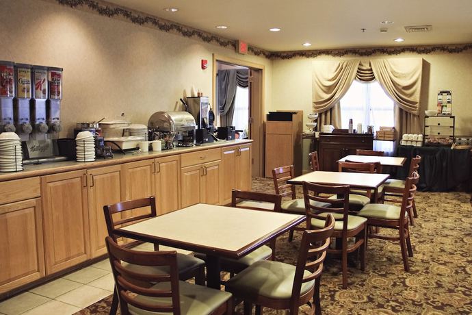 Imagen del bar/restaurante del Hotel Country Inn And Suites By Radisson, Frackville (pottsville), Pa. Foto 4