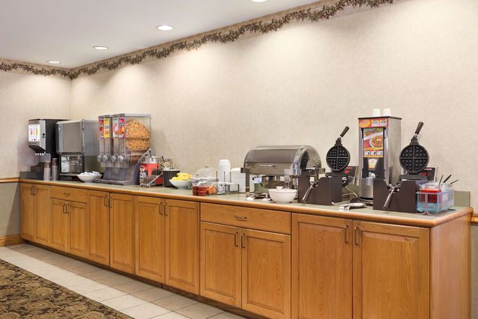 Imagen del bar/restaurante del Hotel Country Inn And Suites By Radisson, Frackville (pottsville), Pa. Foto 5